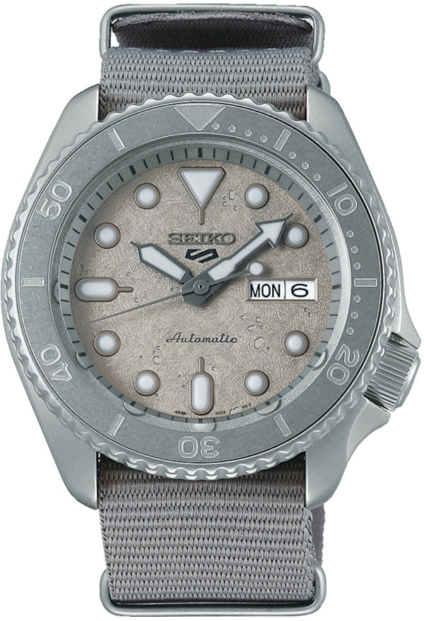 Seiko Watch 5 Sports Cement - Grey Seiko Watch 5 Sports Cement - Grey