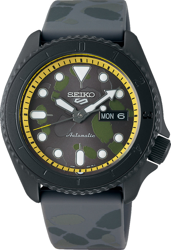 Seiko Watch 5 Sports One Piece Vinsmoke Sanji Limited Edition D - Grey Seiko Watch 5 Sports One Piece Vinsmoke Sanji Limited Edition D - Grey