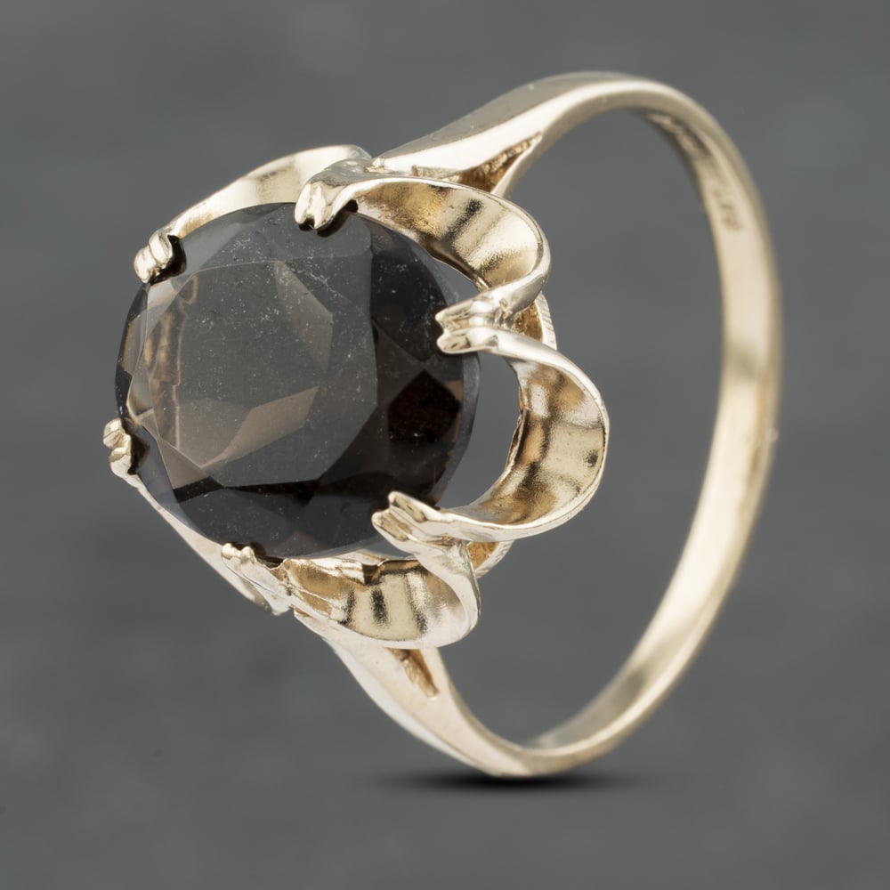 Pre-Owned 9ct Yellow Gold Smokey Quartz Oval Dress Ring 41102817 Pre-Owned 9ct Yellow Gold Smokey Quartz Oval Dress Ring 41102817